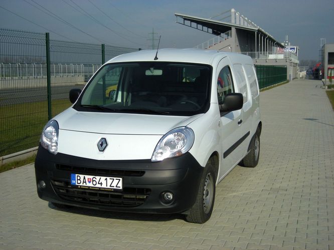 ren-kangoo-maxi3679g.jpg