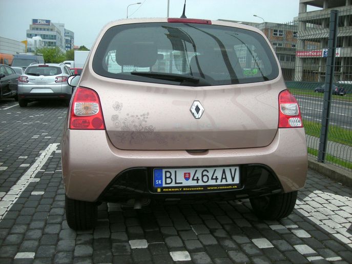 ren-twingo-miss60-4715g.jpg