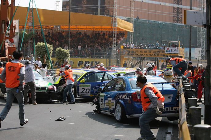 rob-huff-wtcc-race-of-macau-2005.jpg