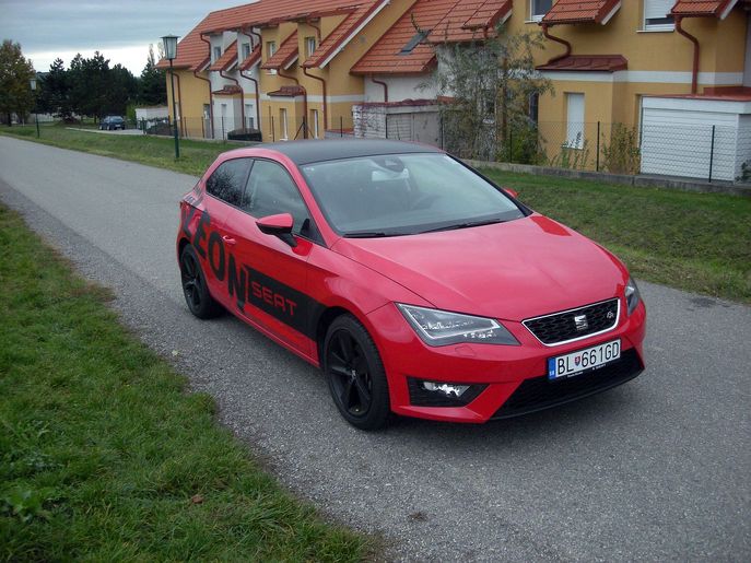 seat-leon8692g.jpg