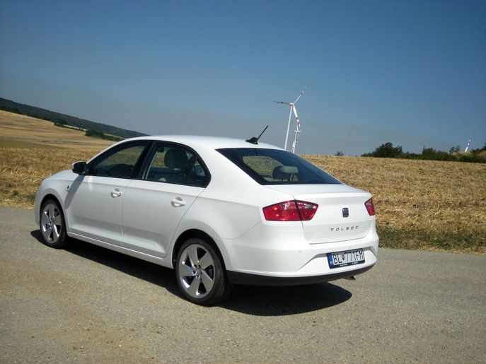 seat-test-toledo-8373g.jpg