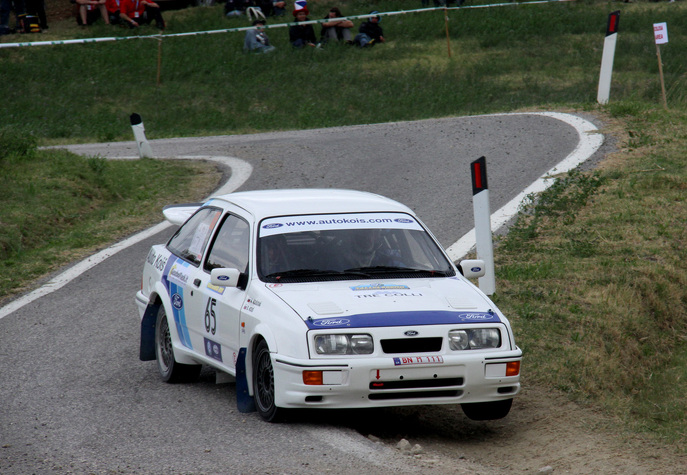 sierra-cosworth-rs-koi-zw2.jpg