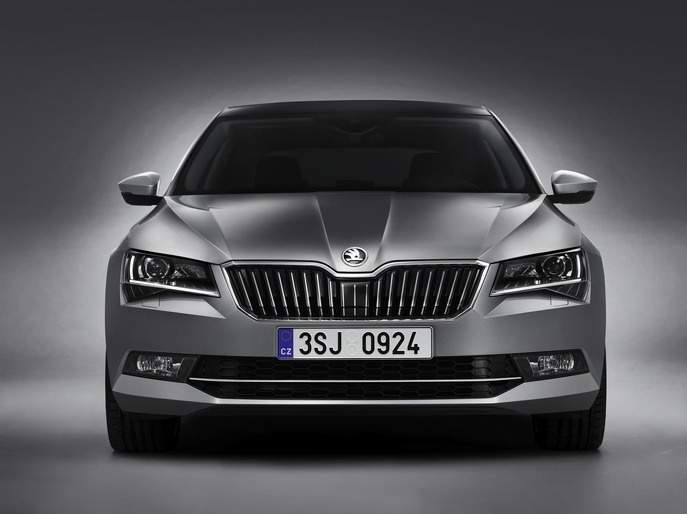 skoda-superb-front-p2-fin.jpg