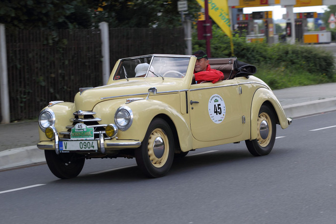 skoda-tudor-cabriolet-1948.jpg