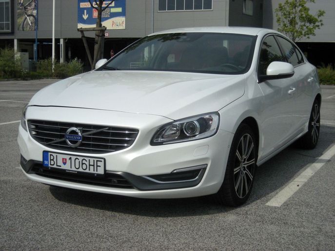 volvo-s60-d9525g.jpg