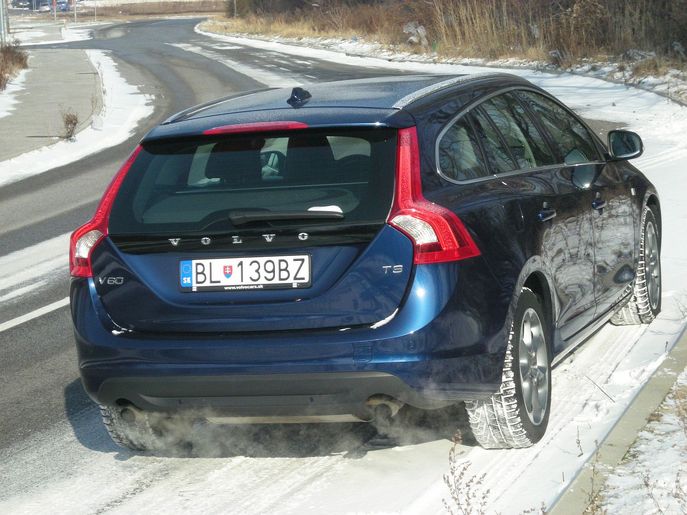 volvo-v60-ocean6132g.jpg