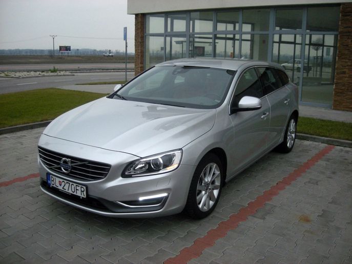 volvo-v60n8859g.jpg