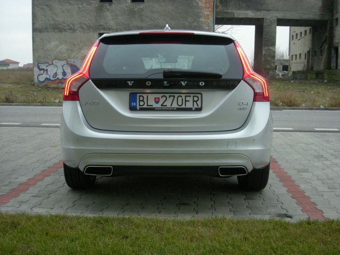 volvo-v60n8863g.jpg