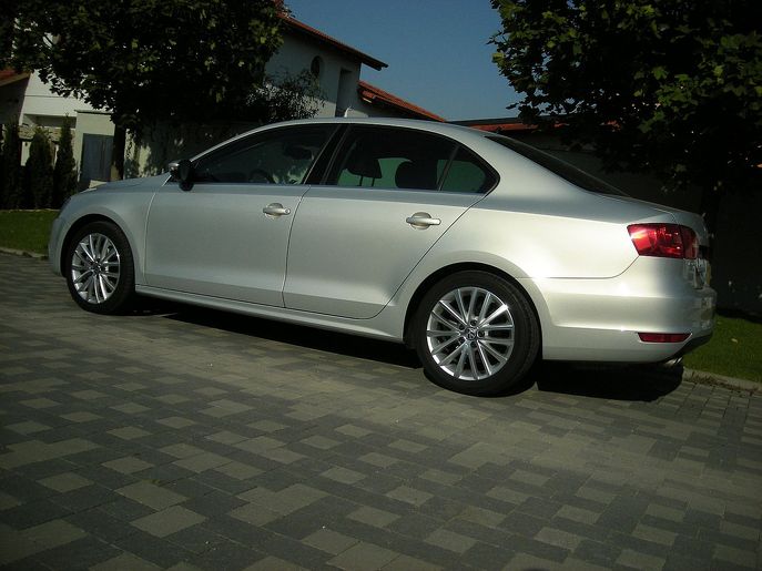 vw-jetta5660g.jpg