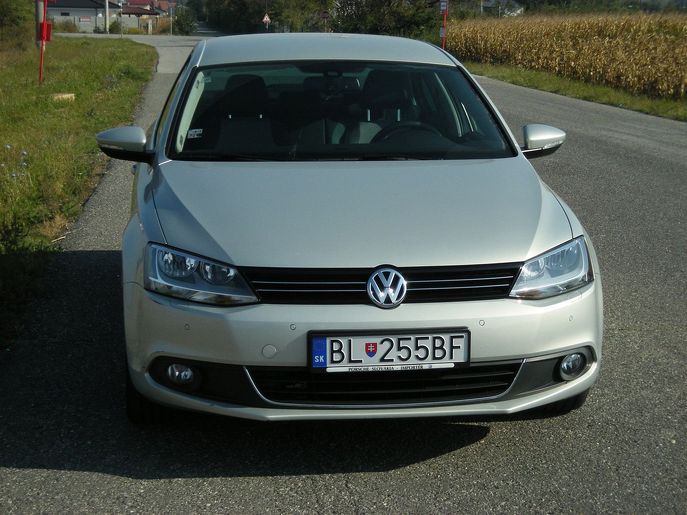 vw-jetta5663g.jpg