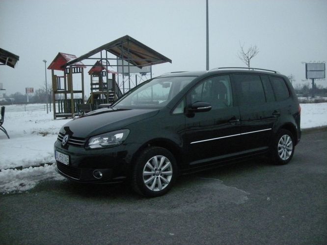 vw-touran3952g.jpg