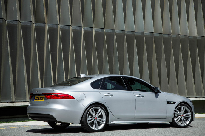 xf-r-sport-rhodiumsilver-065.jpg