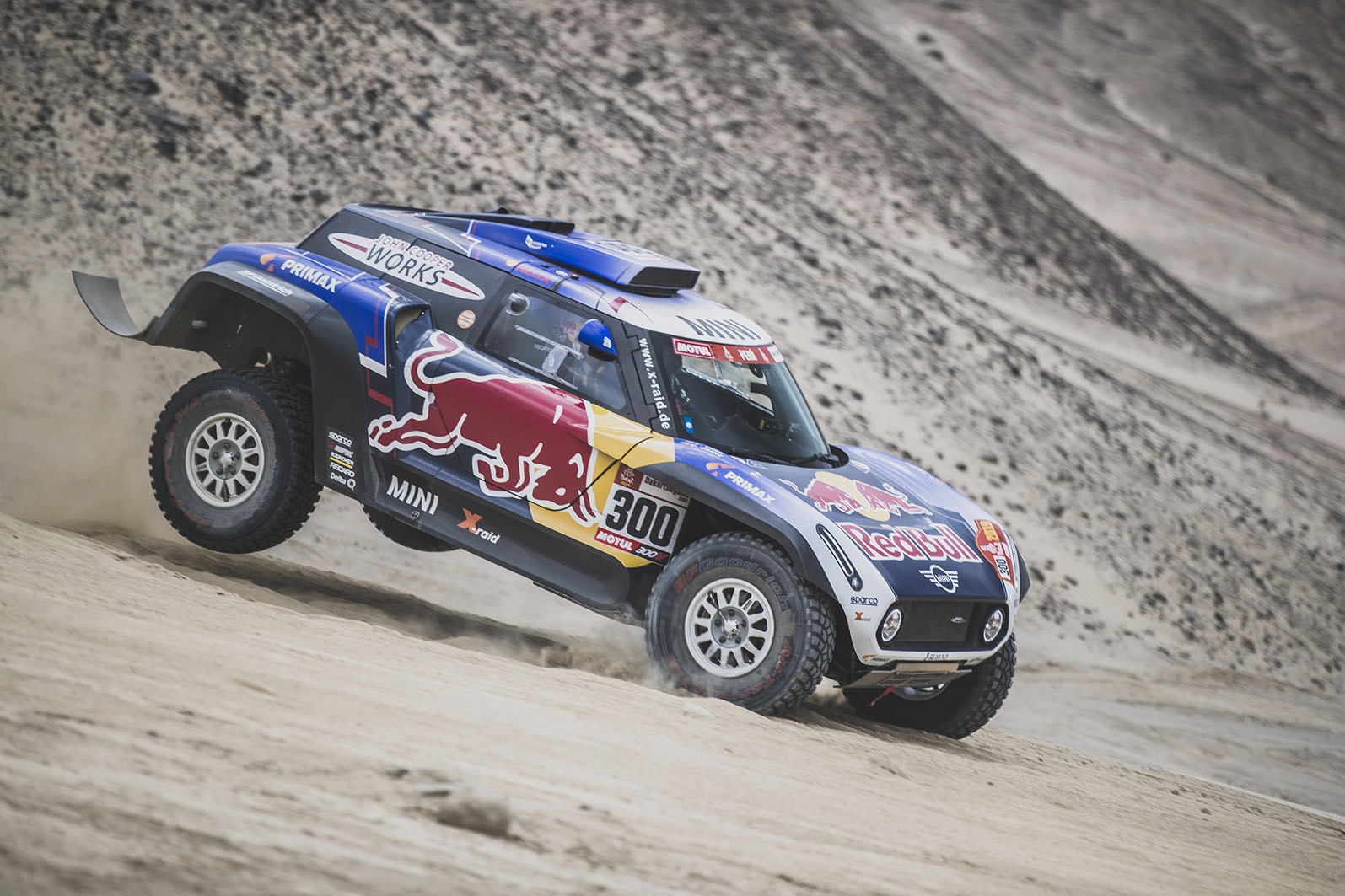 ap-s2111-sainz.jpg
