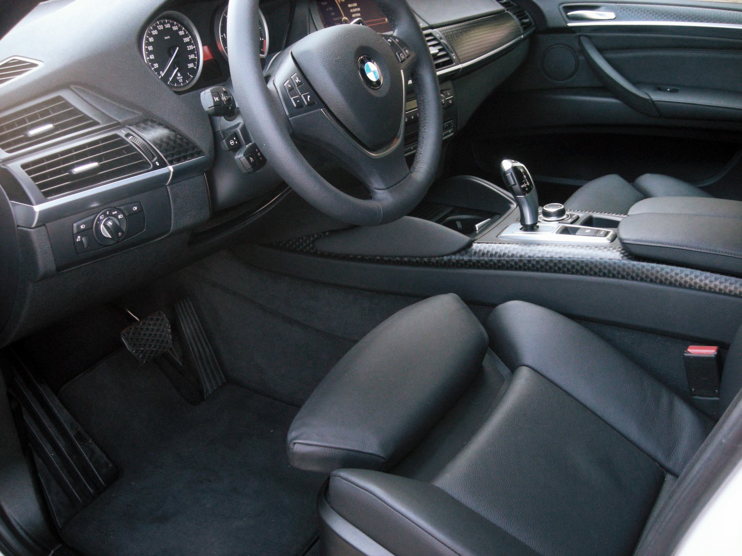 Ivan Václavík bmw-x6n9204g-1.jpg