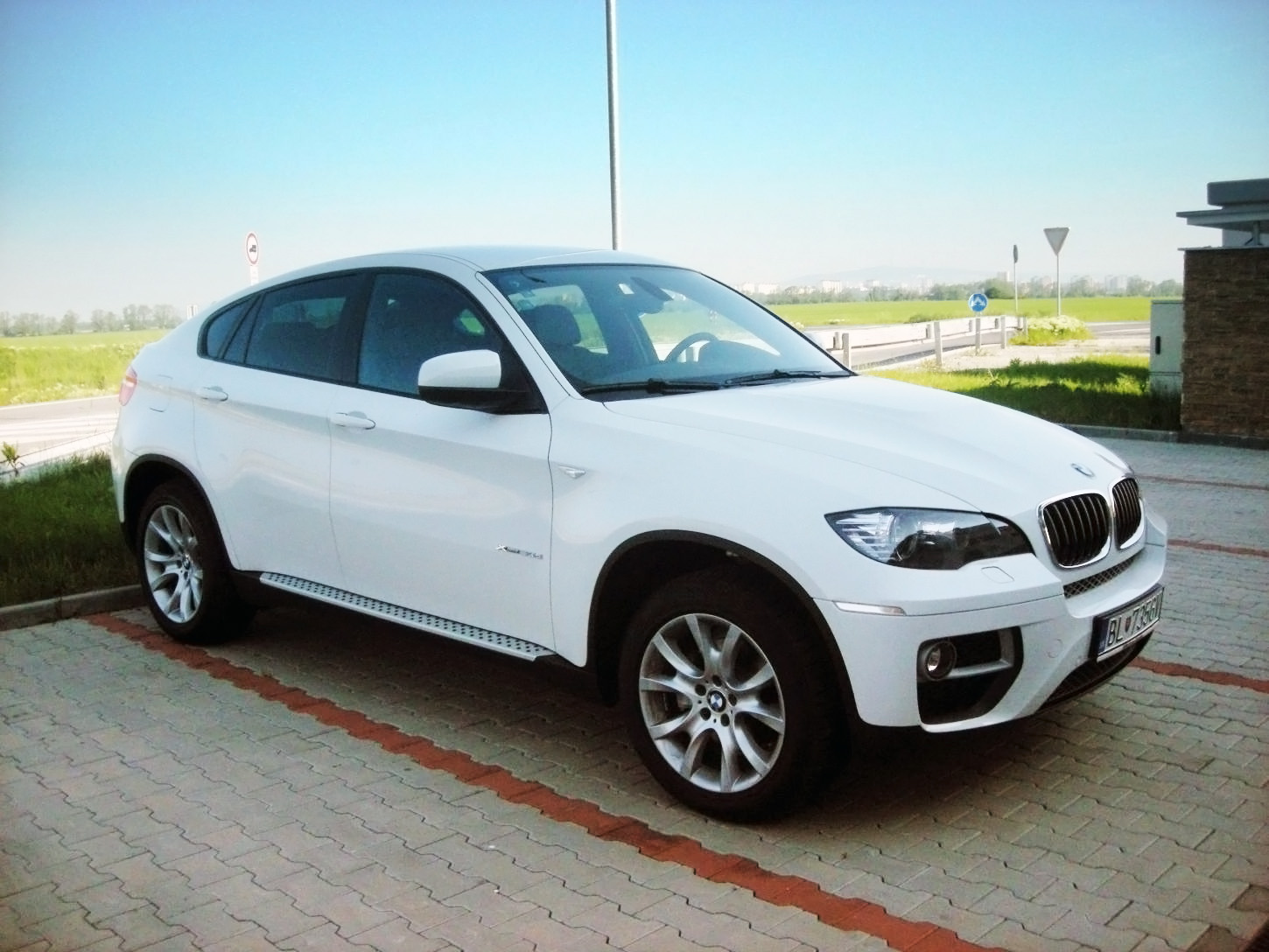 Ivan Václavík bmw-x6n9217g-2.jpg
