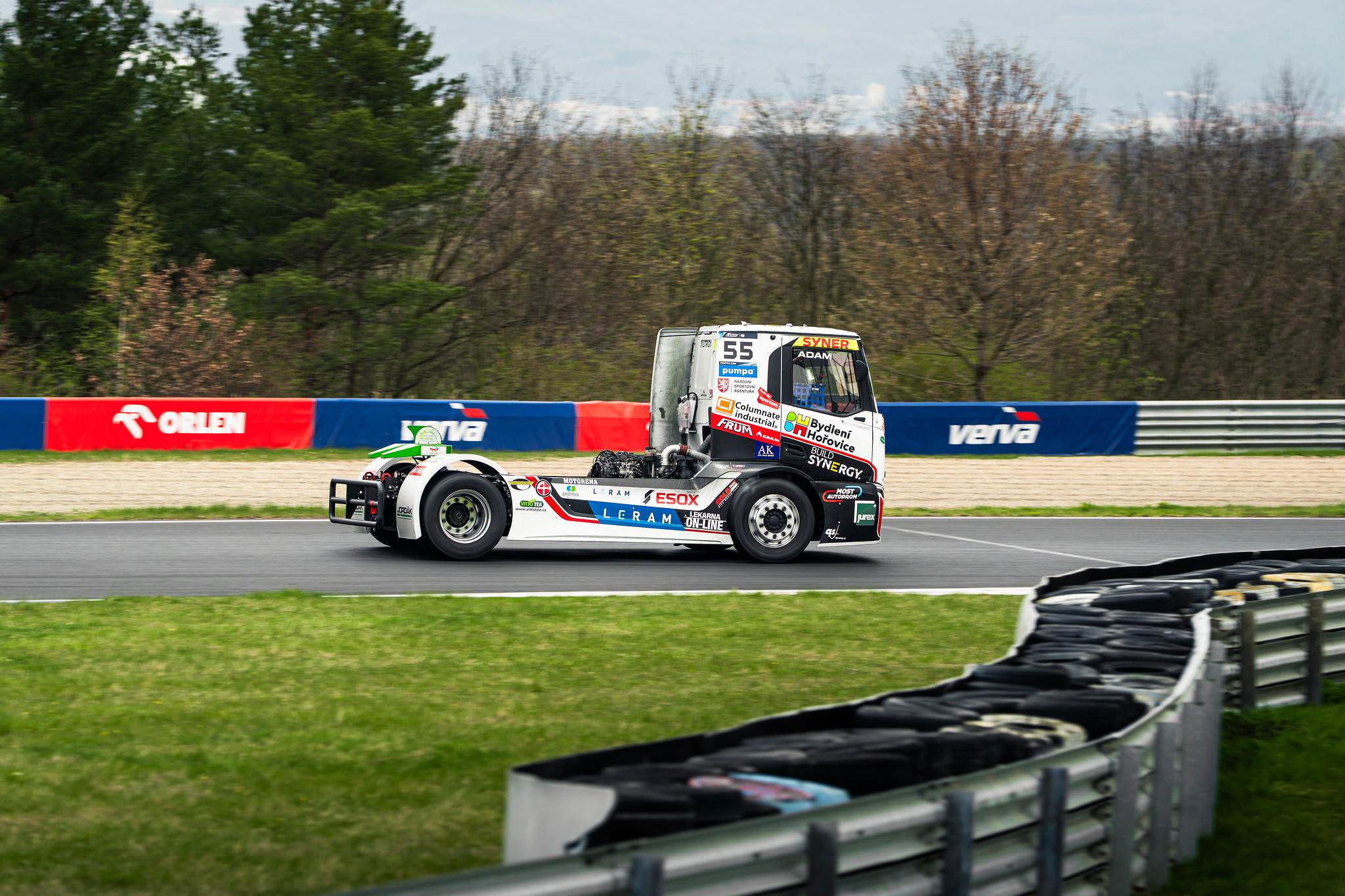 buggyra-autodrom-most-02.jpg