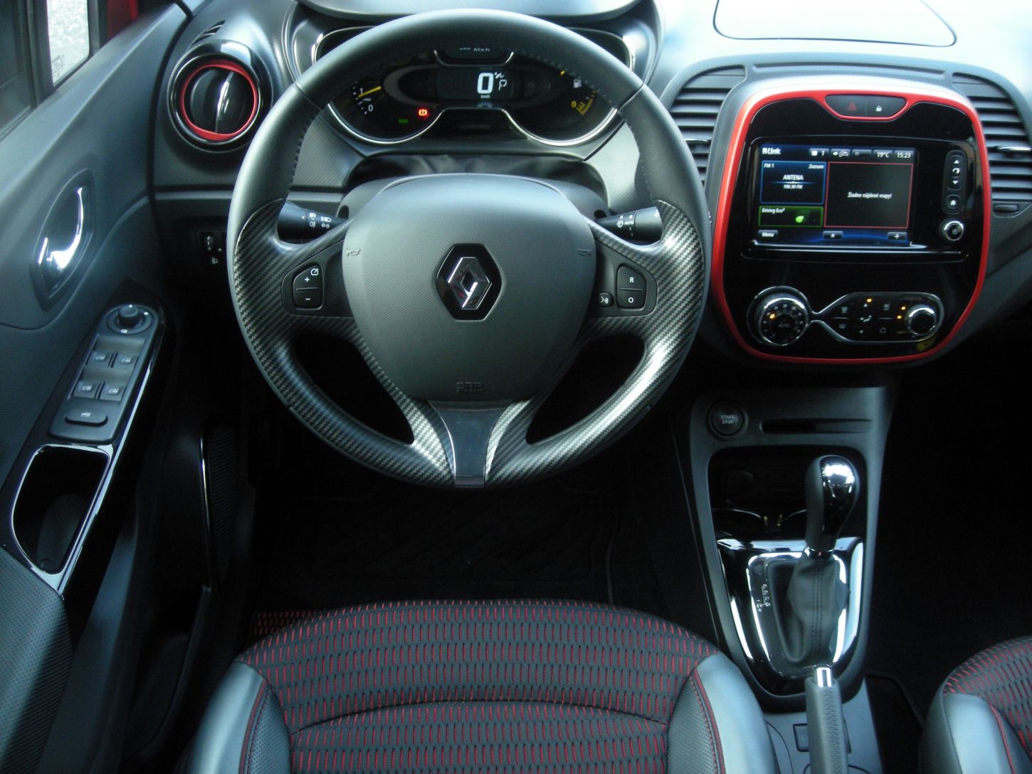 captur-hh-9703g.jpg