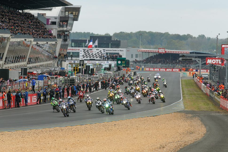 Slovakia Ring csm-24h-mans-moto-2017-depart-657cefd47e.jpg