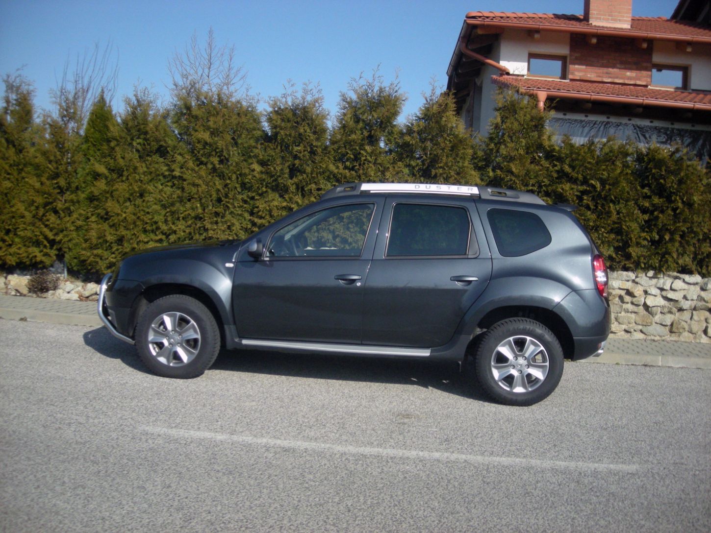 Ivan Václavík; duster-4wd-8946g.jpg