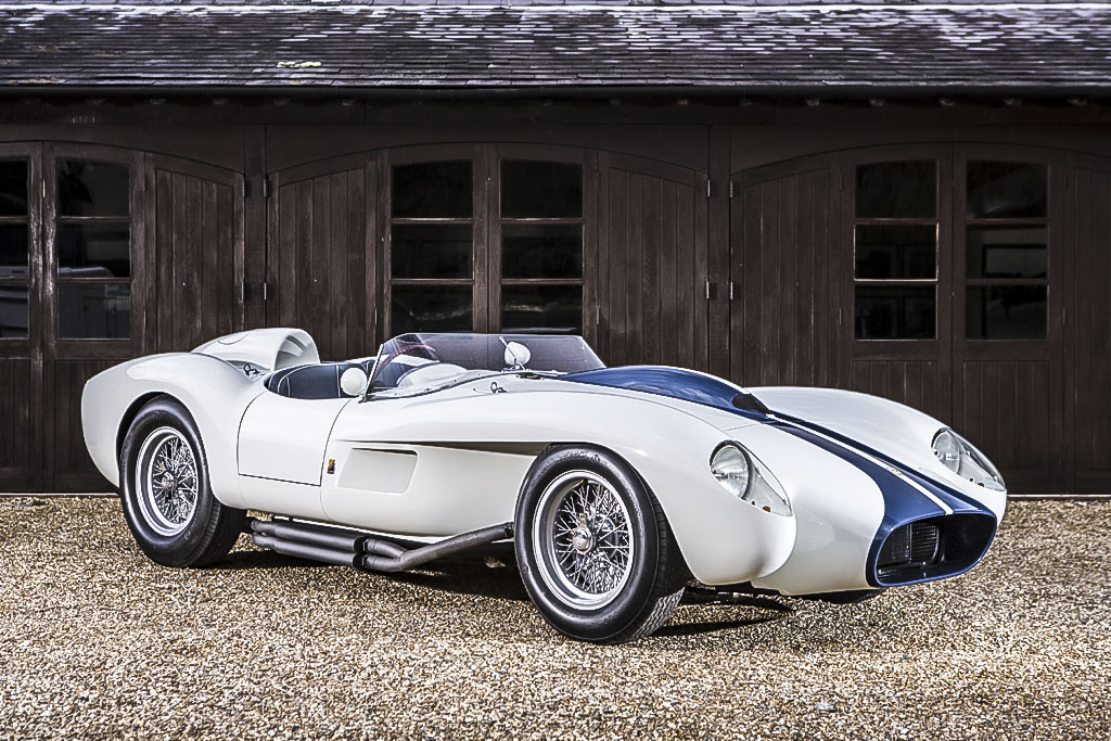 grand-avenue-1957-ferrari-250-tr.jpg