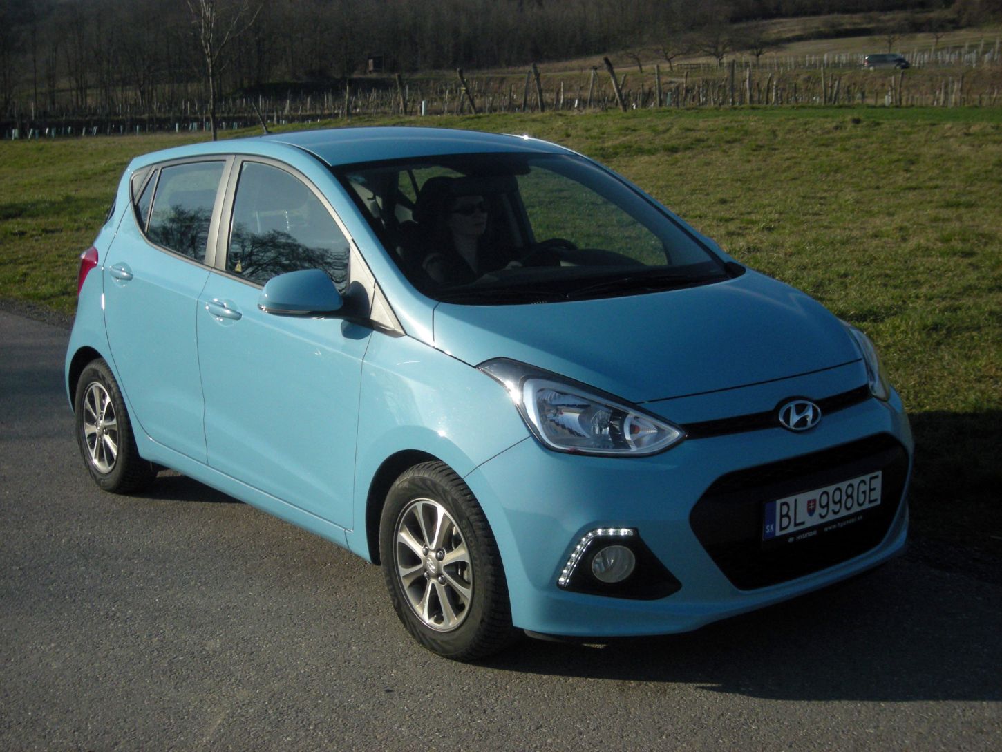 hy-i10-n8995g.jpg