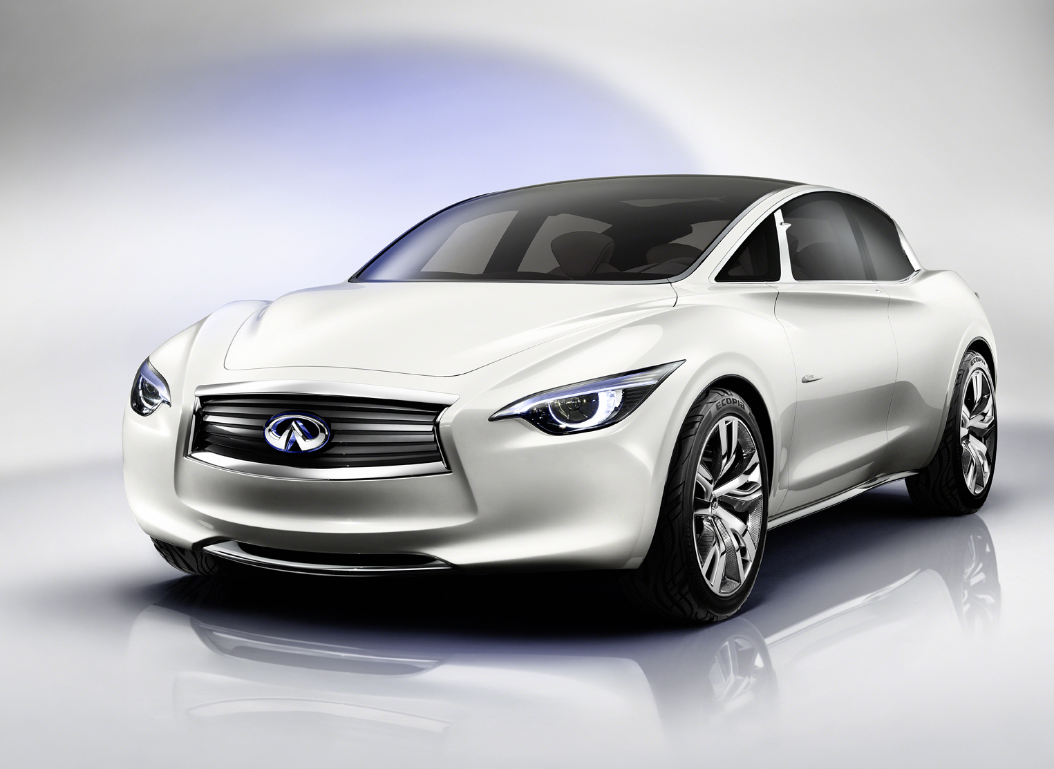 inf-etherea-concept-car-001.jpg