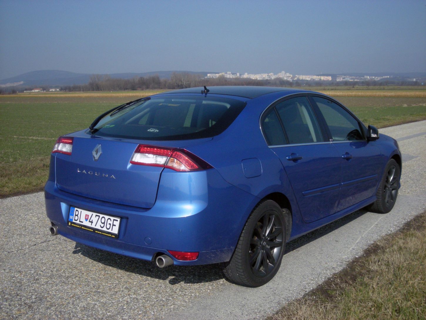 Ivan Václavík; laguna-gt8962gg.jpg