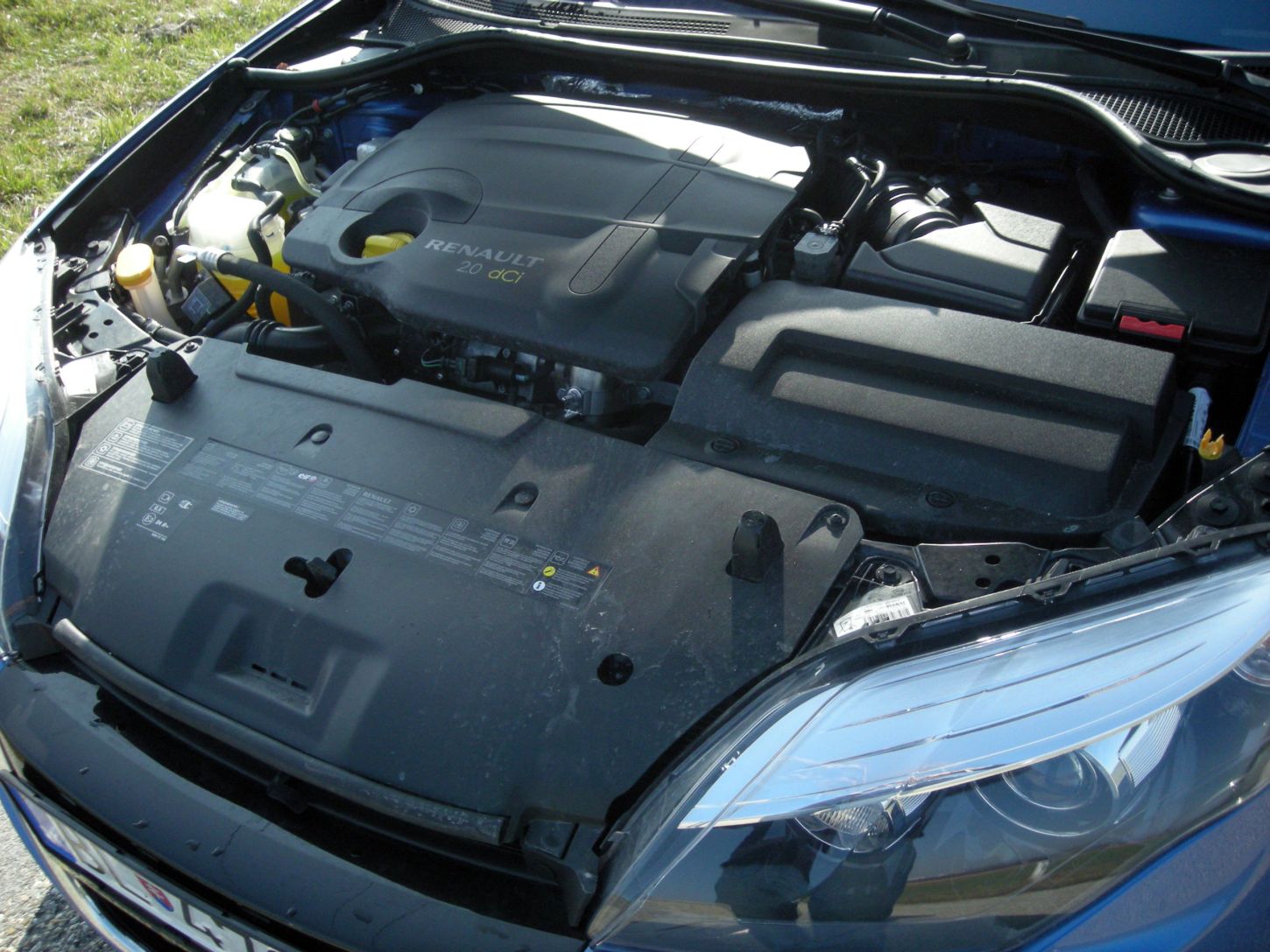 Ivan Václavík; laguna-gt8969g.jpg