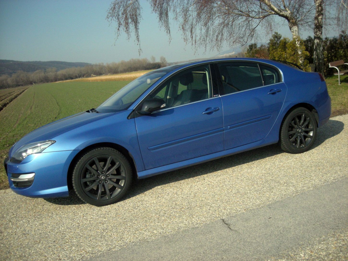 Ivan Václavík; laguna-gt8972g.jpg