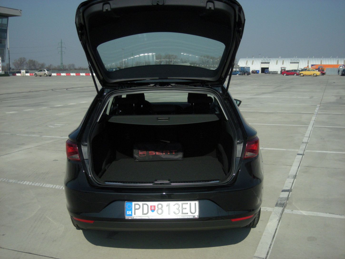 leon-st9014g.jpg