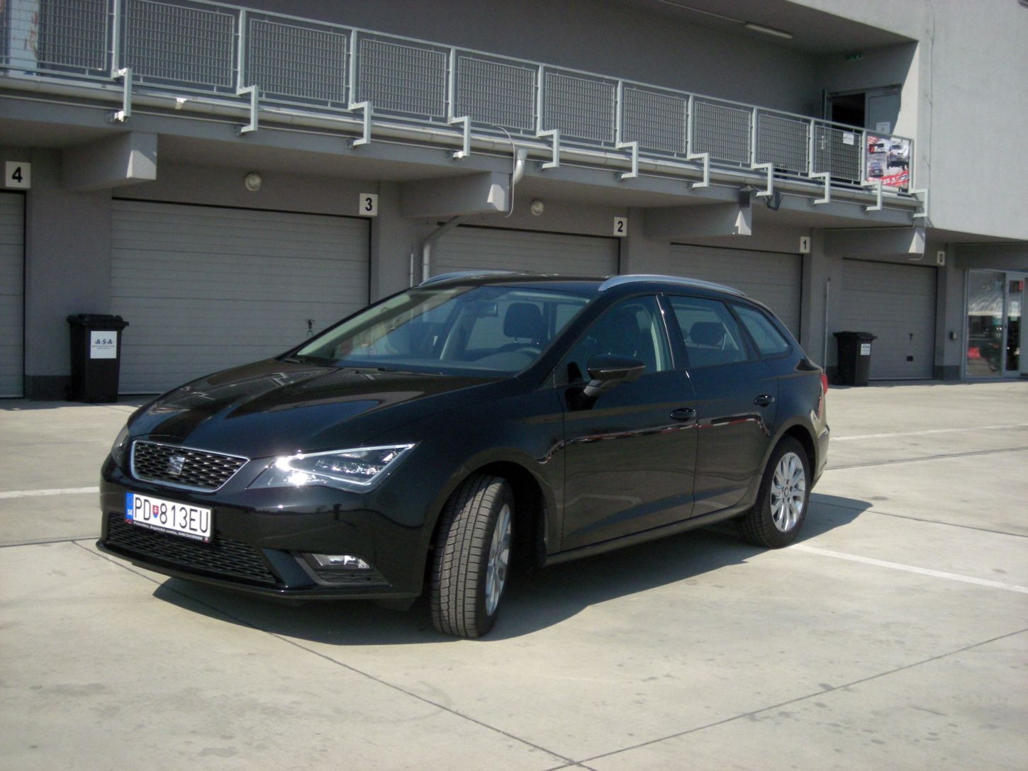 leon-st9016g.jpg