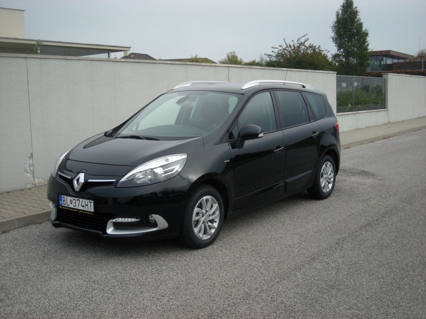 m-grand-scenic-9734g.jpg
