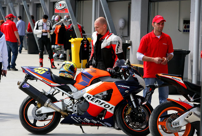 motocup3.jpg