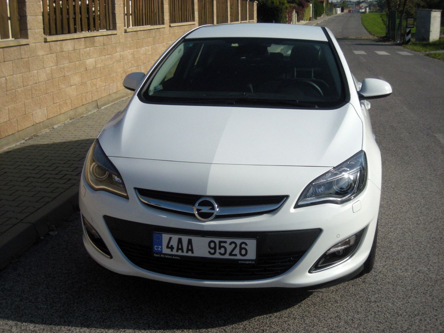 opel-astra-9678g.jpg