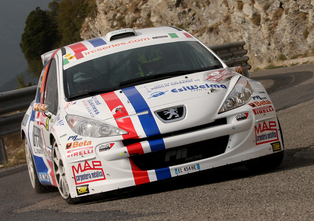 perico-peugeot-207-s2000.jpg