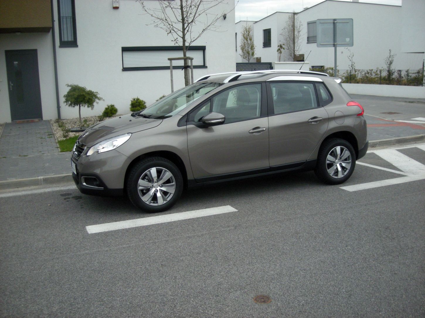 peugeot-2008-e-hdi-9719g.jpg