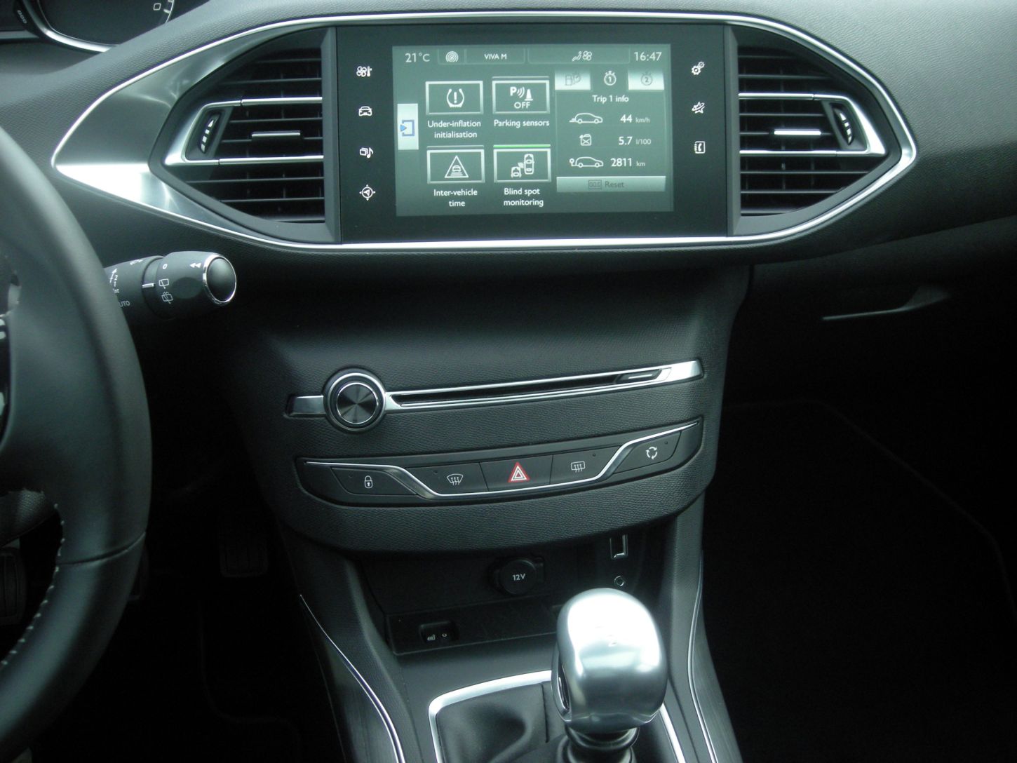 peugeot-308-sw-9650g.jpg