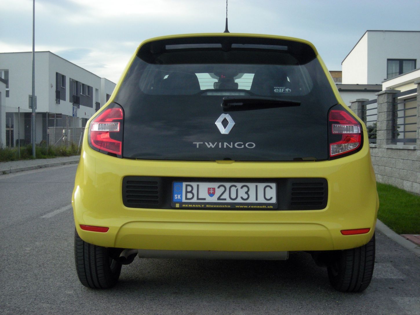 ren-twingo-iii-9764g.jpg