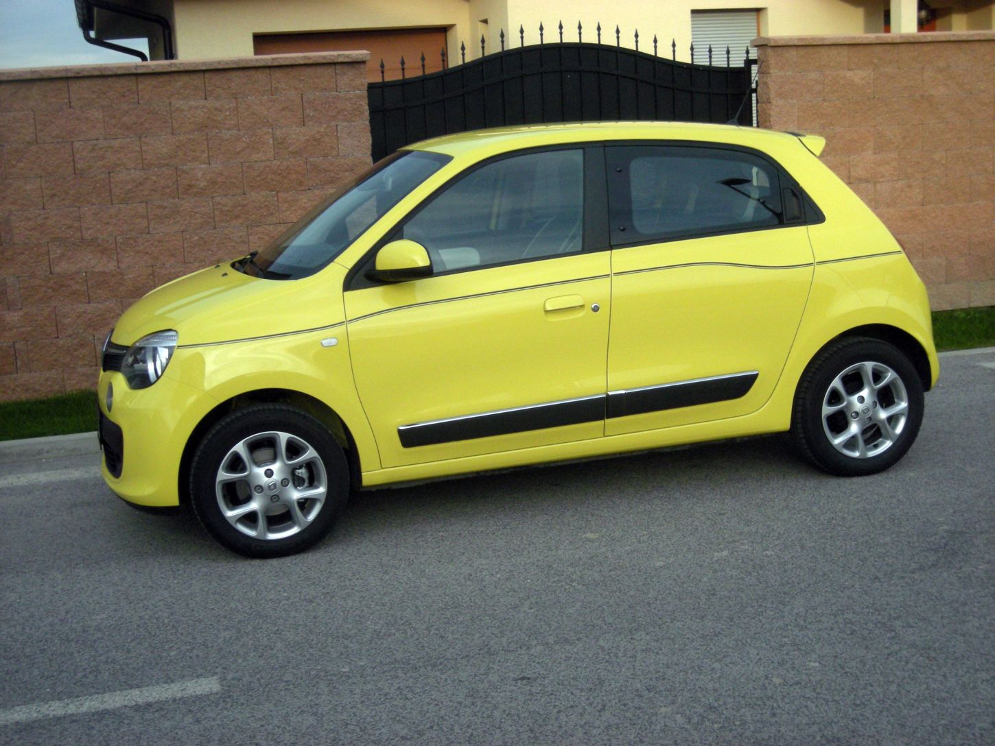 ren-twingo-iii-9767g.jpg
