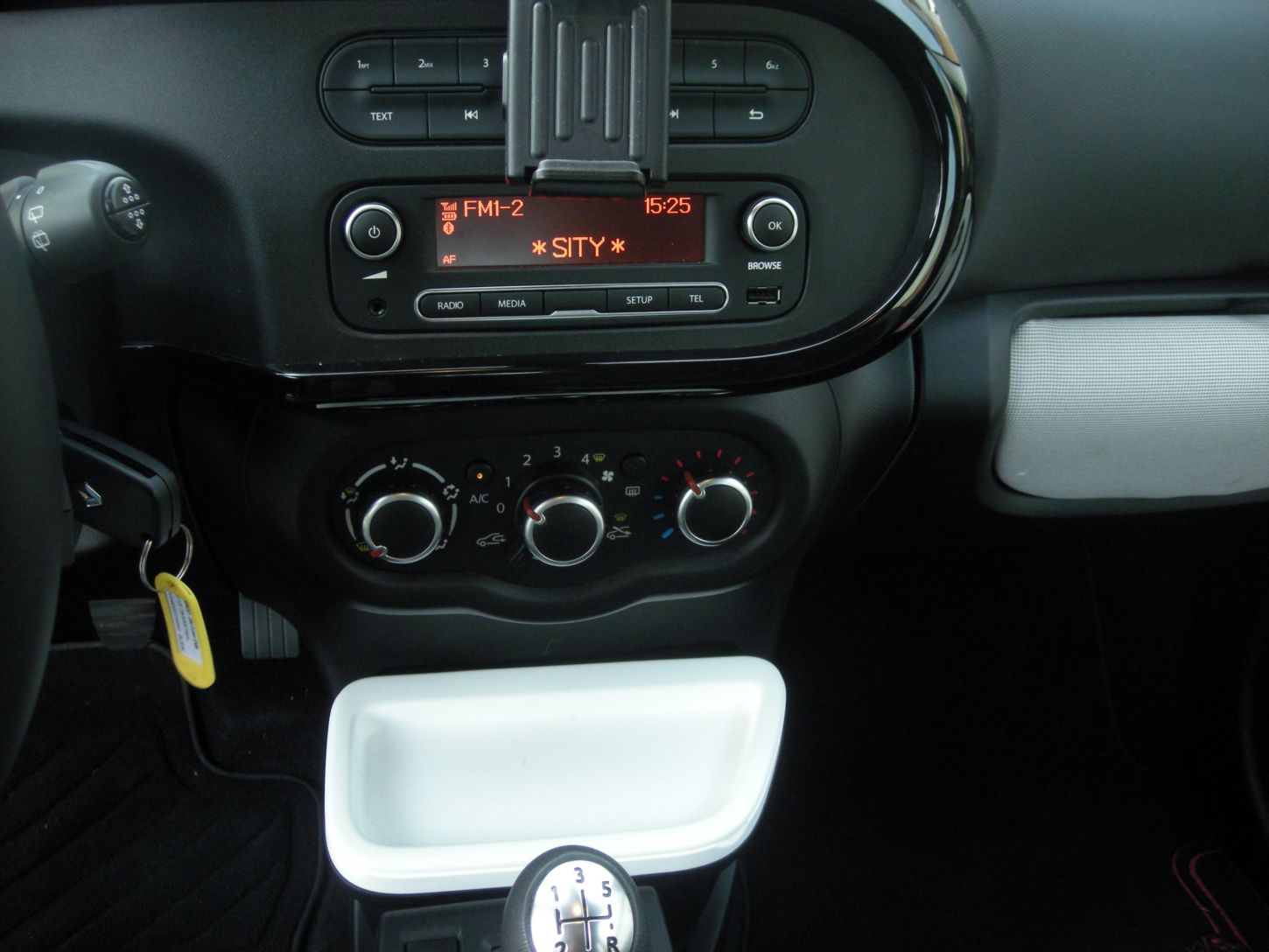 ren-twingo-iii-9772g.jpg