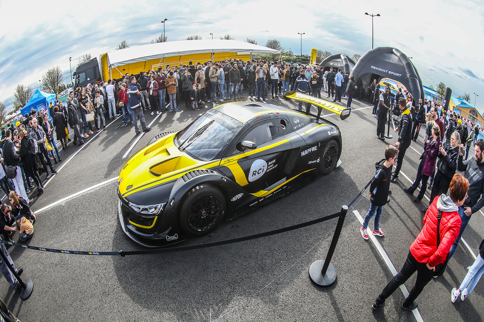 Renault rew04.jpg