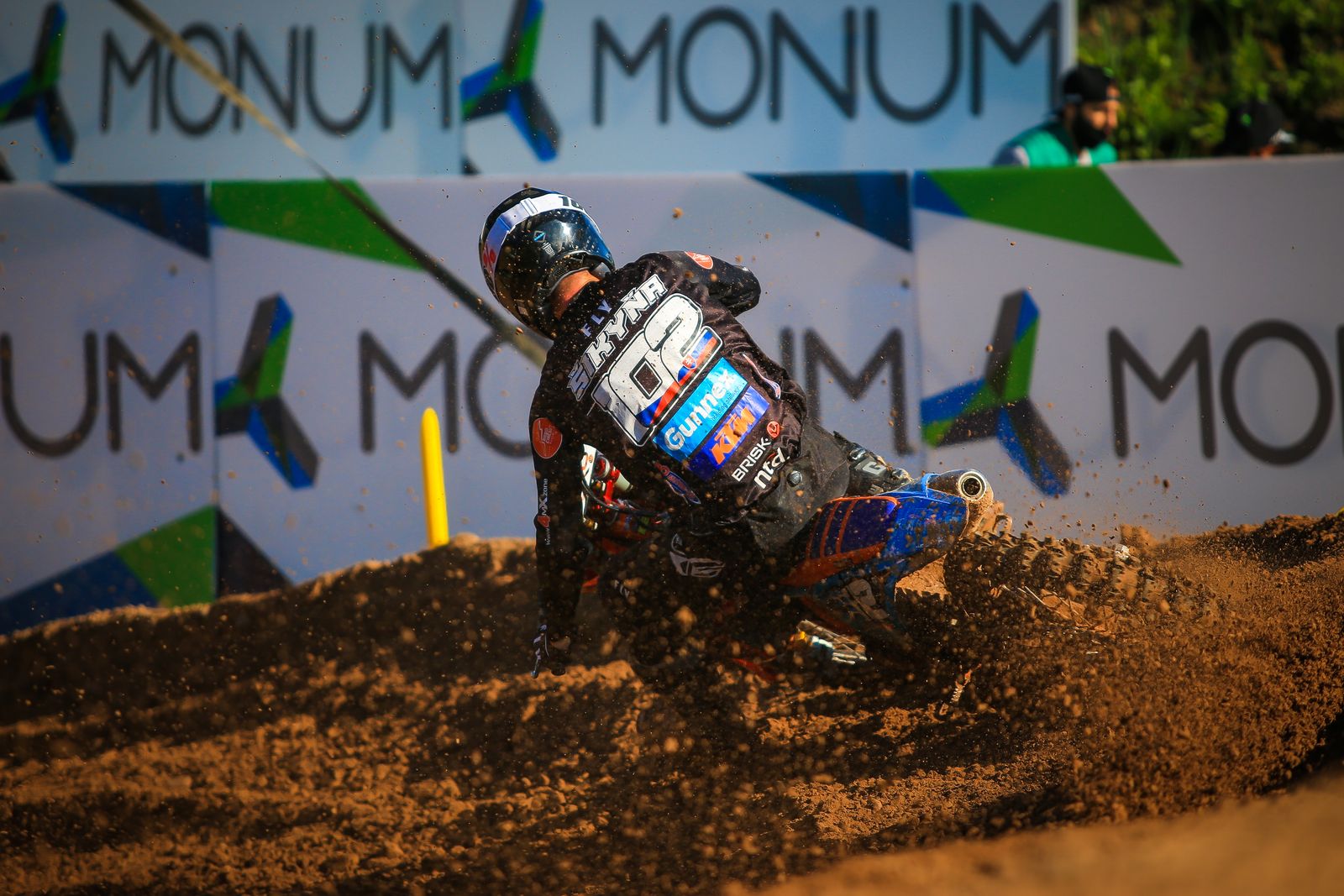 Roman Borák sikyna-kegums-2.jpg