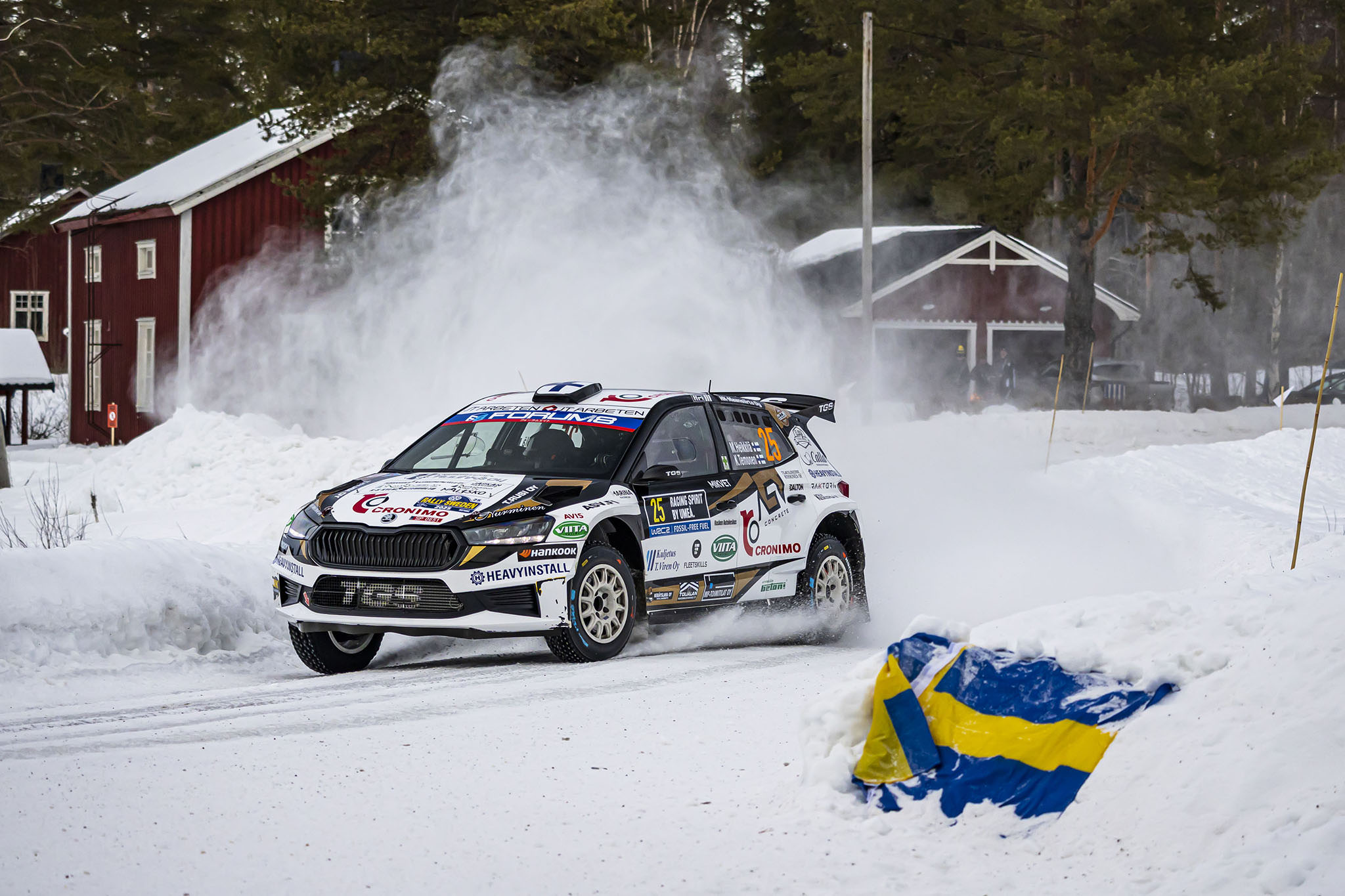 skodamotorsport-rallysweden-heikkilae.jpg