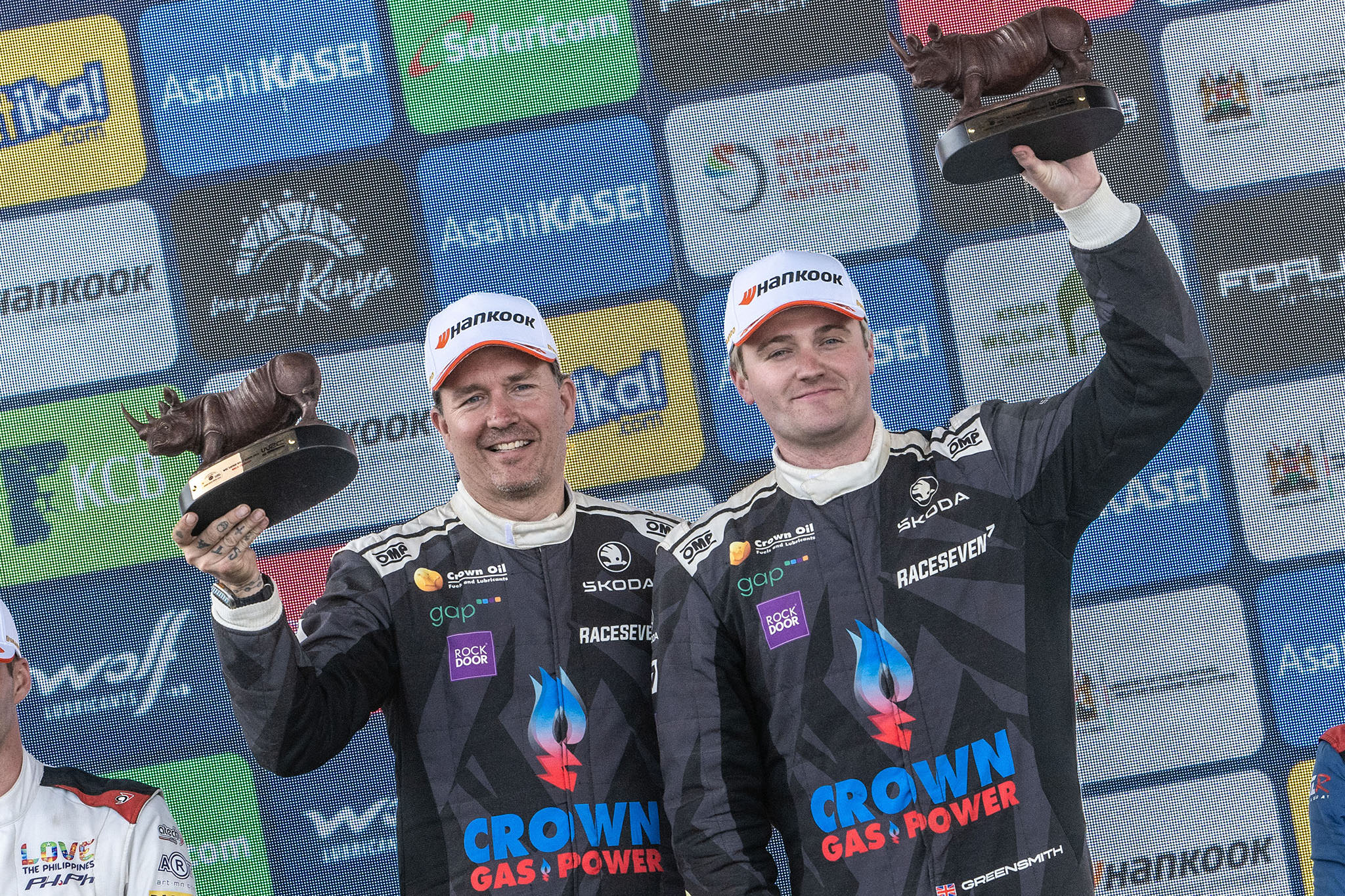 skodamotorsport-safarirallykenya-22-greensmith-podium.jpg