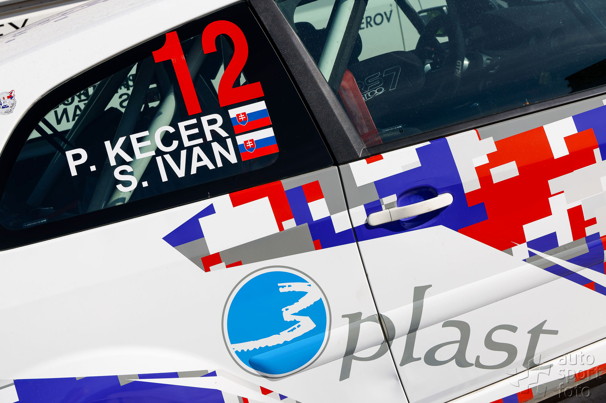 T. Szabosi;jm1a8814-4.jpg