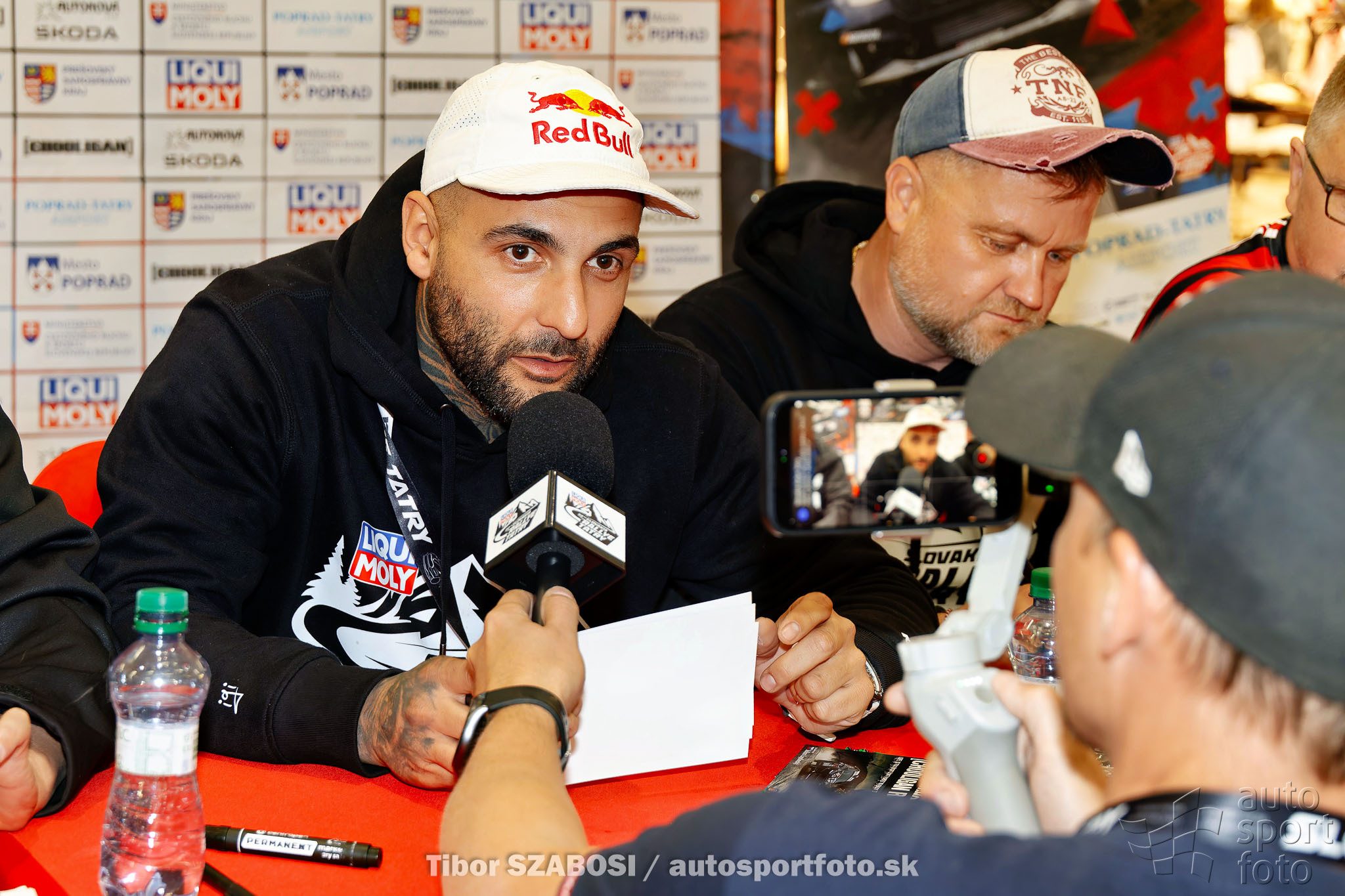 T. Szabosi;jm1a6118-2.jpg