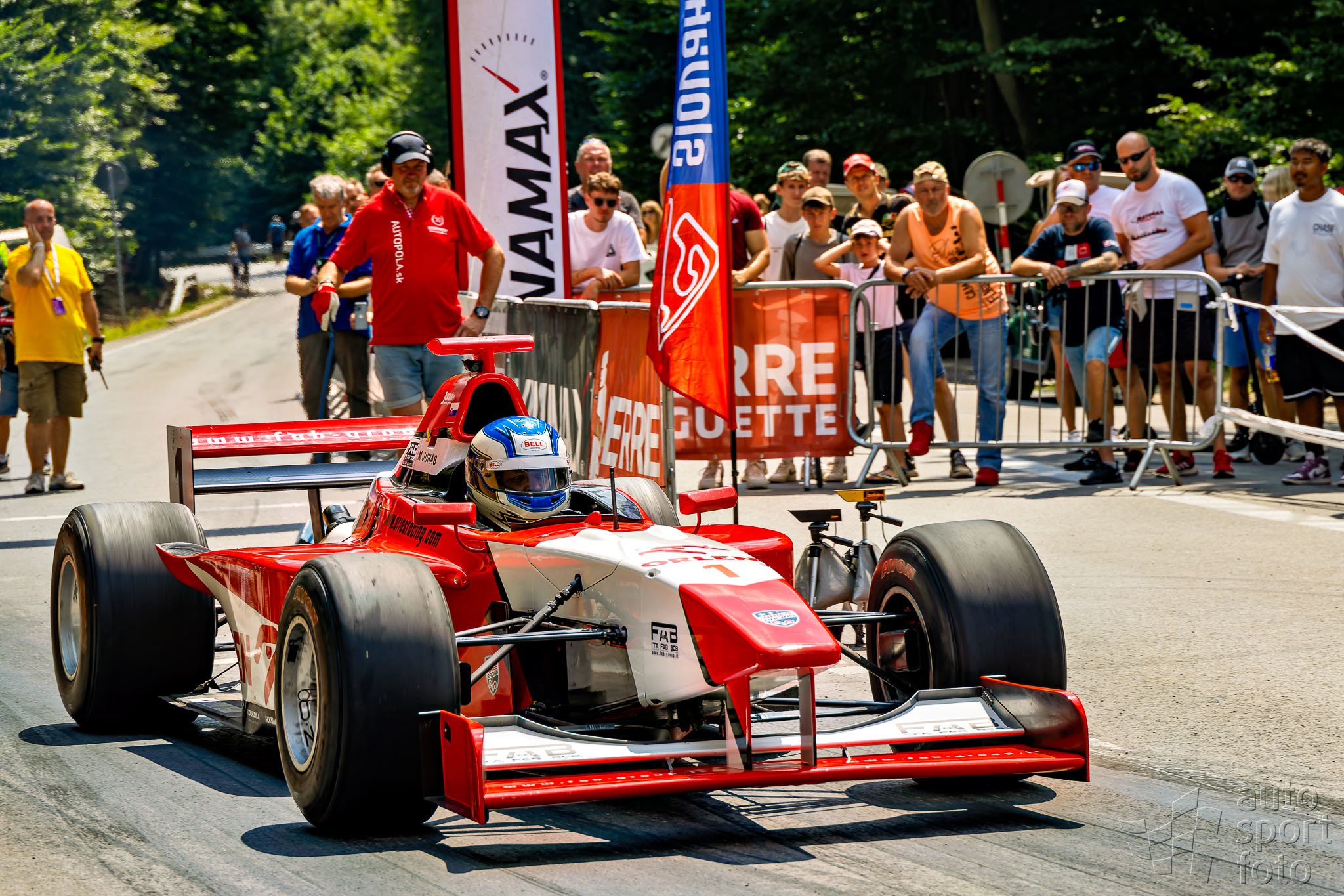 T. Szabosi;jm1a3672-4.jpg