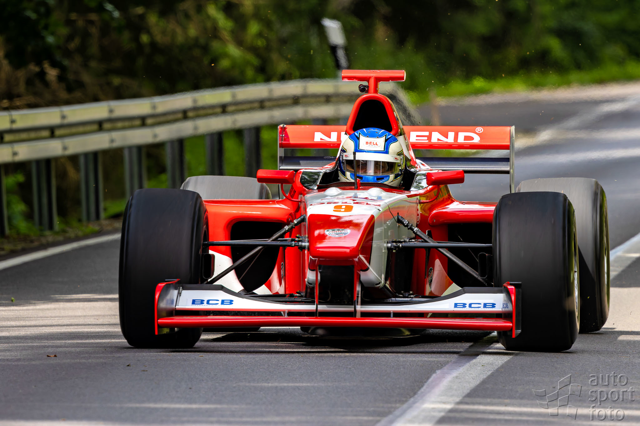 T. Szabosi;asf72723-3.jpg