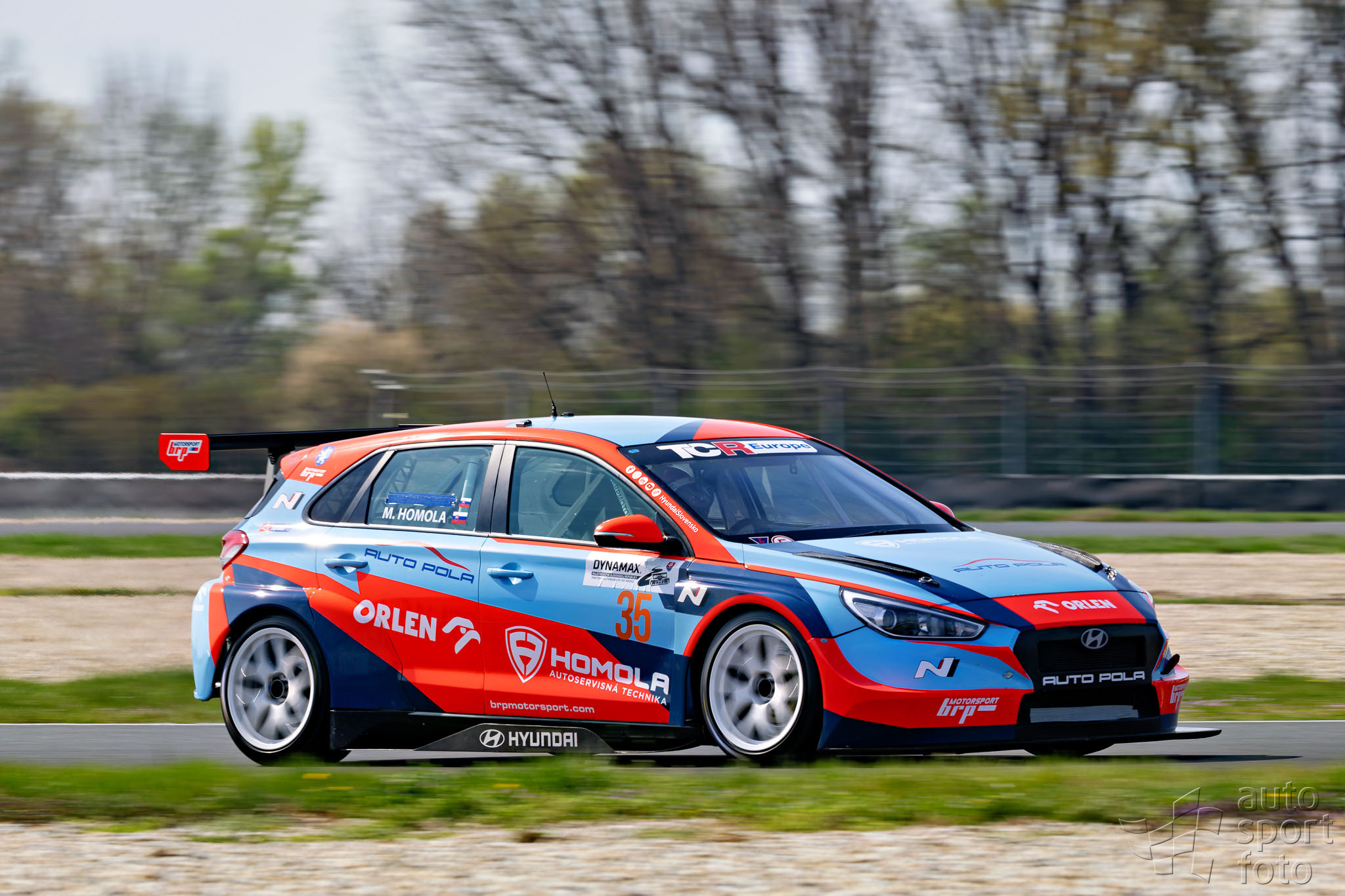 T. Szabosi;asf71462-4.jpg