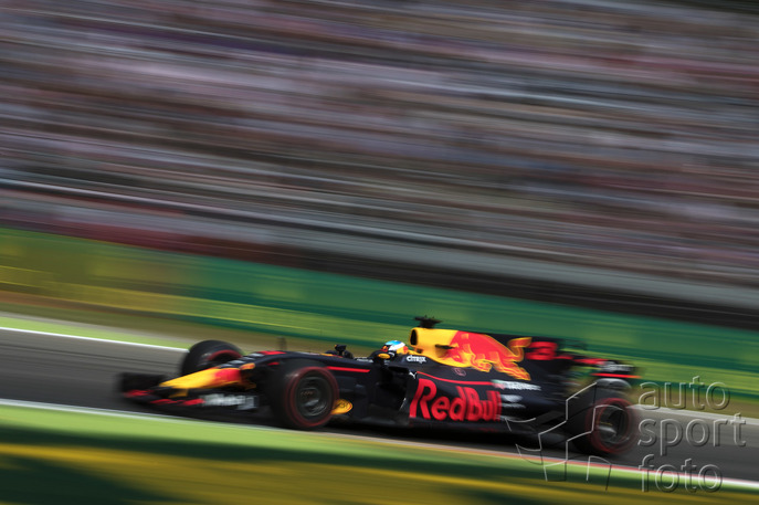 Martin Trenkler;17it-ricciardo-03.jpg